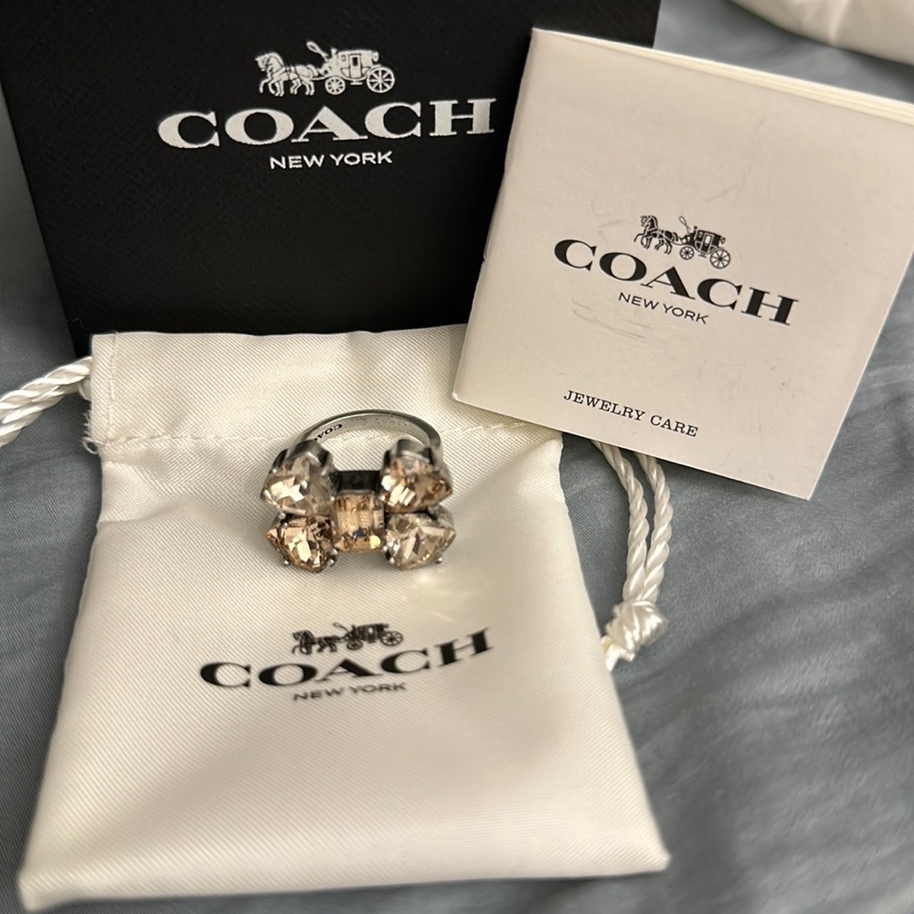 🆕new coach bow cocktail ring